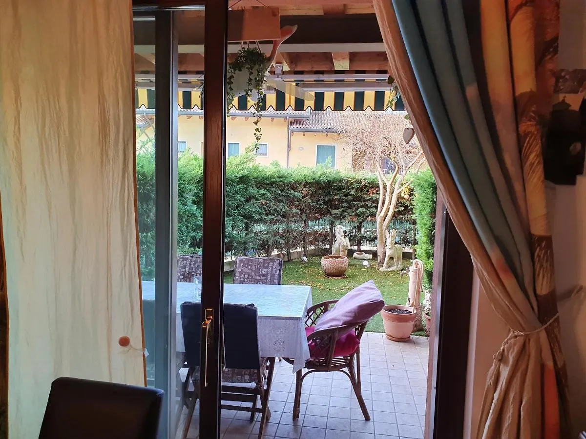 Pacengo Di Lazise Il Timone Di Pacengoヴィラ 0*, Pacengo Di Lazise イタリア